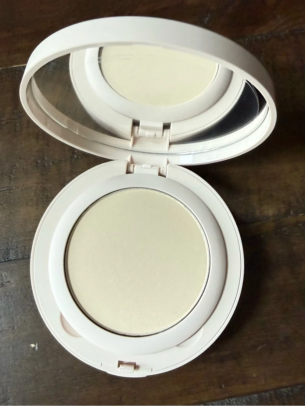LAURA MERCIER Translucent Pressed Setting Powder Ultra Blur *BNIB*